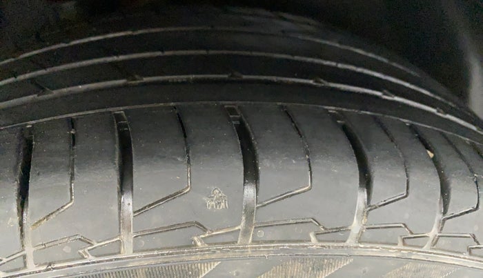2019 Hyundai Creta 1.6 SX VTVT (O) EXECUTIVE, Petrol, Manual, 81,872 km, Right Rear Tyre Tread