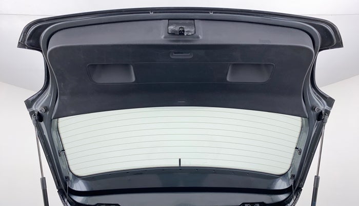2015 Volkswagen Polo HIGHLINE1.2L PETROL, Petrol, Manual, 27,132 km, Boot Door Open