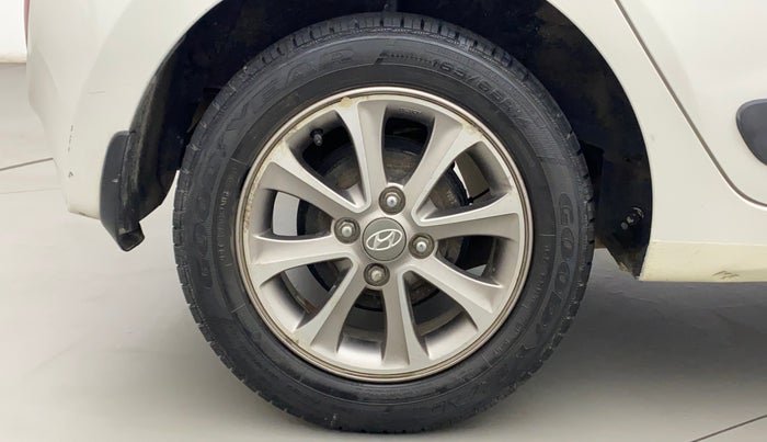 2016 Hyundai Grand i10 ASTA (O) 1.2 KAPPA VTVT, Petrol, Manual, 21,963 km, Right Rear Wheel