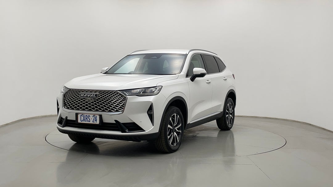 Left Front Diagonal (45- Degree) View