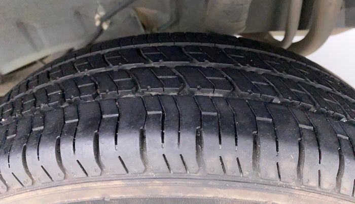 2015 Datsun Go T, Petrol, Manual, 54,069 km, Left Rear Tyre Tread