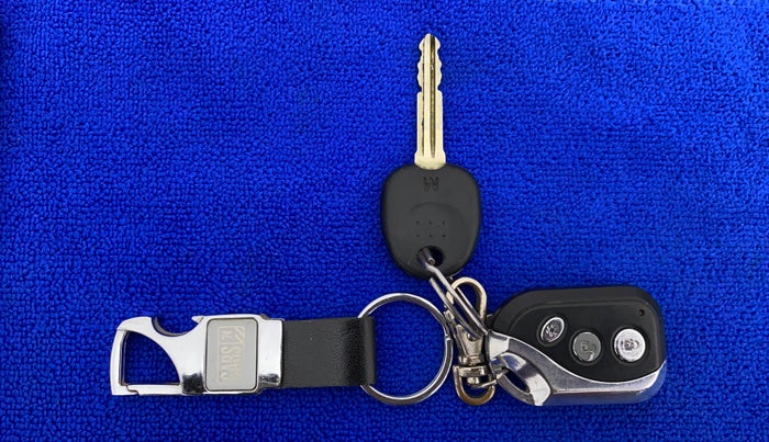 2013 Hyundai i10 MAGNA 1.1, Petrol, Manual, 51,472 km, Key Close Up