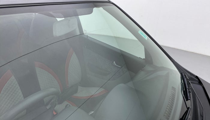 2016 Maruti Alto 800 LXI, Petrol, Manual, 48,633 km, Front windshield - Minor spot on windshield