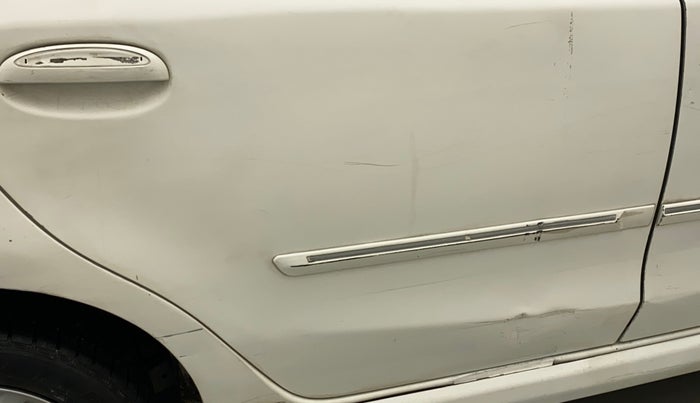 2011 Toyota Etios VX, Petrol, Manual, 69,819 km, Right rear door - Slightly dented