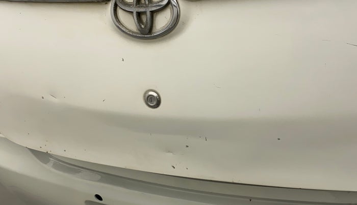 2011 Toyota Etios VX, Petrol, Manual, 69,819 km, Dicky (Boot door) - Slightly dented