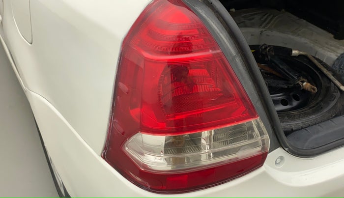 2011 Toyota Etios VX, Petrol, Manual, 69,819 km, Left tail light - Minor damage
