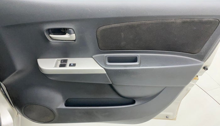 2011 Maruti Wagon R 1.0 LXI, Petrol, Manual, 35,638 km, Driver Side Door Panels Control