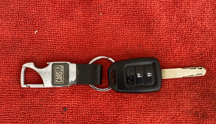 2015 Honda City 1.5L I-VTEC SV, CNG, Manual, 67,085 km, Key Close Up