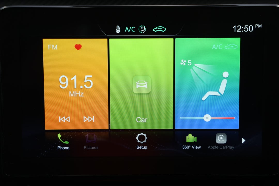 2023 MG Zst Core, Automatic, 18693 km, Infotainment System