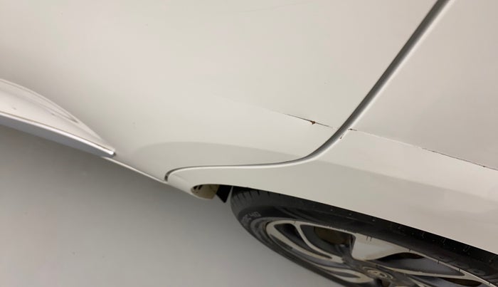 2019 Toyota Glanza V, Petrol, Manual, 54,744 km, Rear left door - Slightly dented