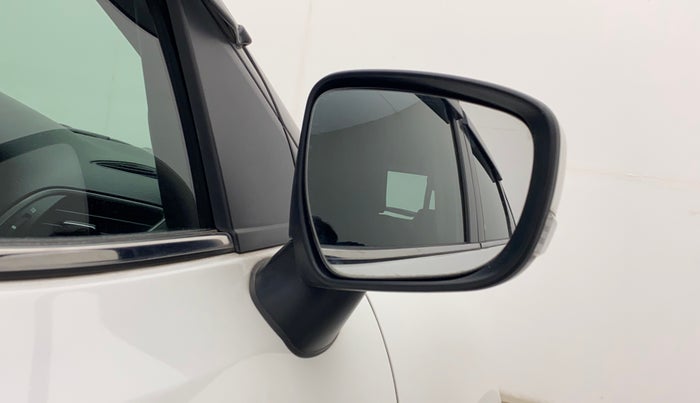 2019 Toyota Glanza V, Petrol, Manual, 54,744 km, Right rear-view mirror - Minor noise