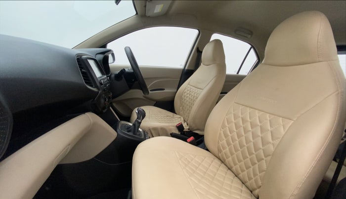 2018 Hyundai NEW SANTRO SPORTZ AMT, Petrol, Automatic, 3,426 km, Right Side Front Door Cabin