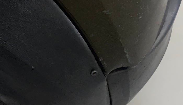 2016 Renault Kwid RXT 0.8, Petrol, Manual, 63,143 km, Left quarter panel - Cladding has minor damage