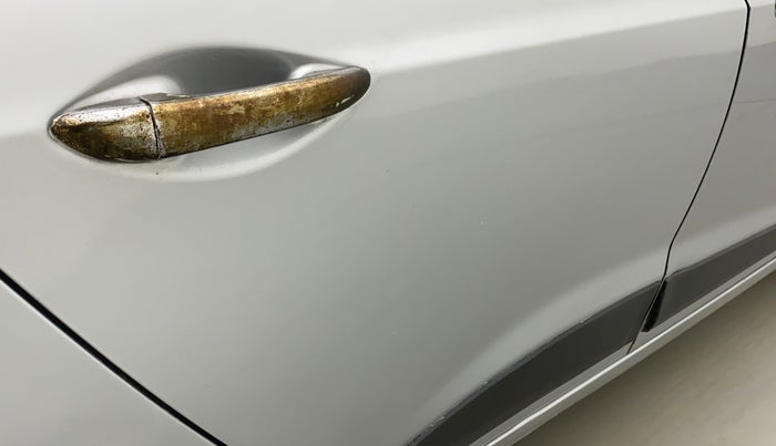 2018 Hyundai Grand i10 MAGNA 1.2 KAPPA VTVT, Petrol, Manual, 28,543 km, Right rear door - Minor scratches