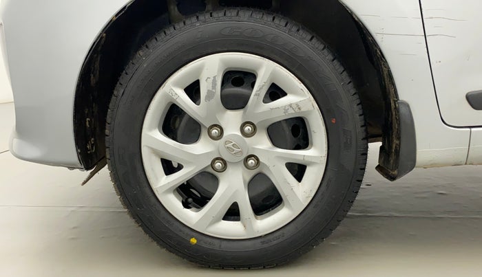 2018 Hyundai Grand i10 MAGNA 1.2 KAPPA VTVT, Petrol, Manual, 28,543 km, Left Front Wheel