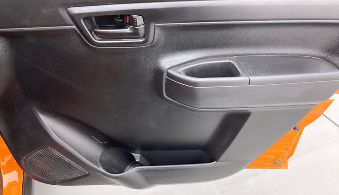 2019 Maruti S PRESSO VXI+, Petrol, Manual, 24,445 km, Driver Side Door Panels Control