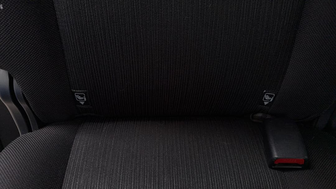 2022 Toyota Hilux Sr5 (4x4), Automatic, 80428 km, Child Seat Anchor Points