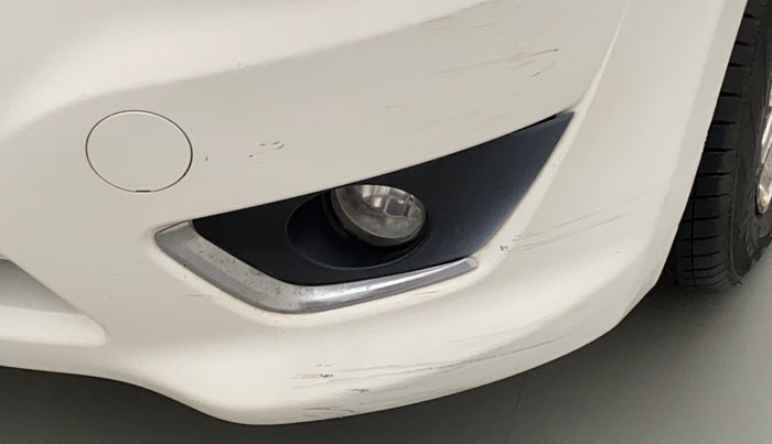 2014 Datsun Go T, Petrol, Manual, 19,696 km, Left fog light - Not working
