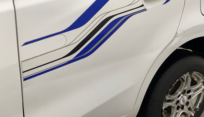 2014 Datsun Go T, Petrol, Manual, 19,696 km, Rear left door - Slightly dented