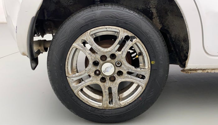 2014 Datsun Go T, Petrol, Manual, 19,696 km, Right Rear Wheel