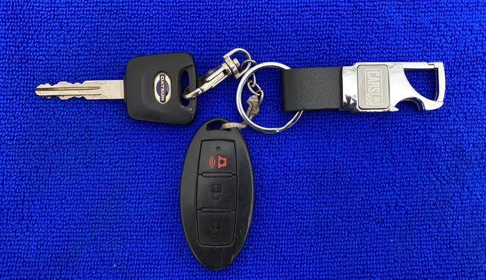 2014 Datsun Go T, Petrol, Manual, 19,696 km, Key Close Up