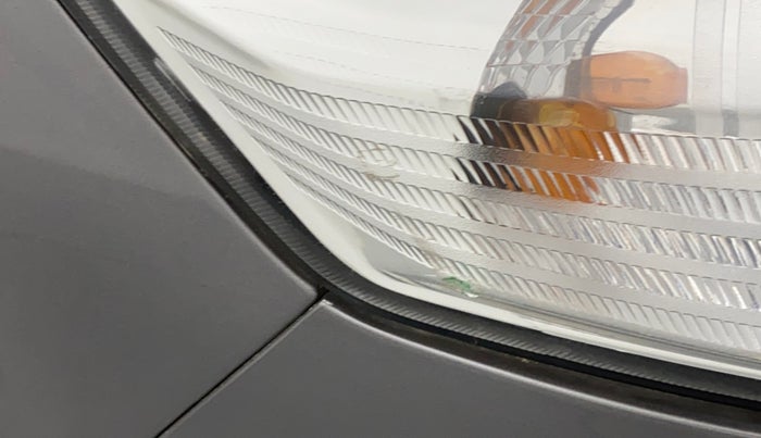 2013 Maruti Wagon R Stingray VXI, Petrol, Manual, 58,276 km, Right headlight - Minor scratches