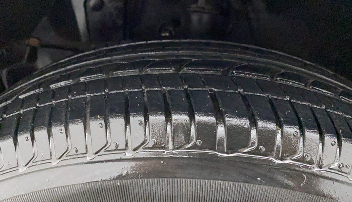 2015 Honda City 1.5L I-VTEC V MT, Petrol, Manual, 43,831 km, Left Front Tyre Tread