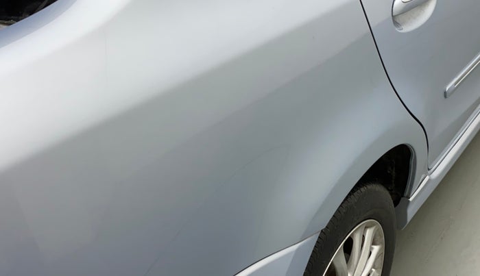 2011 Toyota Etios VX, Petrol, Manual, 76,468 km, Right quarter panel - Minor scratches