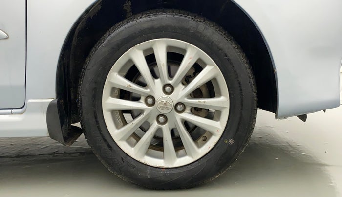 2011 Toyota Etios VX, Petrol, Manual, 76,468 km, Right Front Wheel