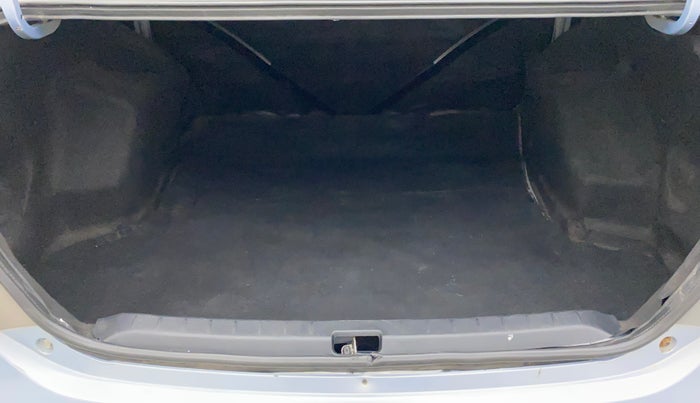2011 Toyota Etios VX, Petrol, Manual, 76,468 km, Boot Inside