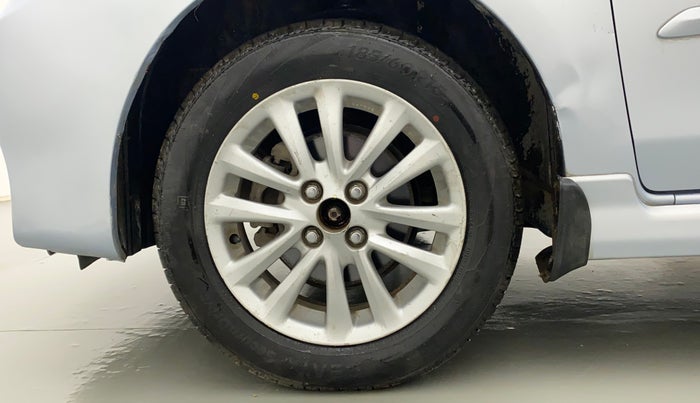 2011 Toyota Etios VX, Petrol, Manual, 76,468 km, Left Front Wheel