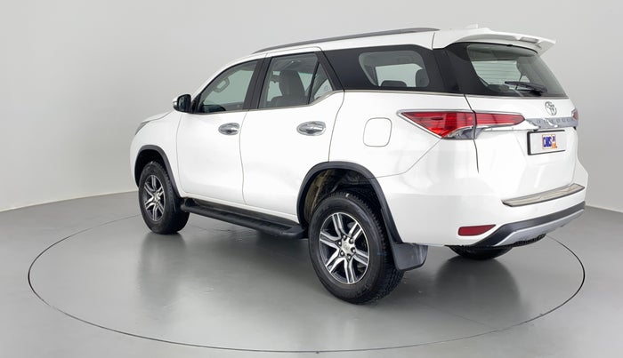 2017 Toyota Fortuner 2.8 4x2 AT, Diesel, Automatic, 80,744 km, Left Back Diagonal