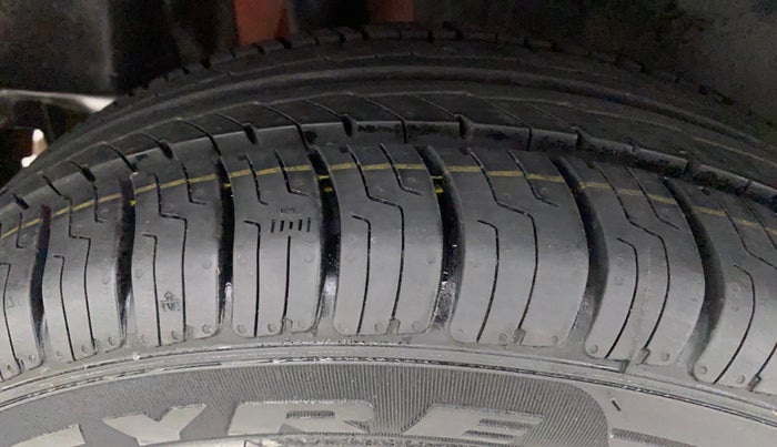 2018 Maruti Swift ZXI PLUS, Petrol, Manual, 48,119 km, Right Rear Tyre Tread