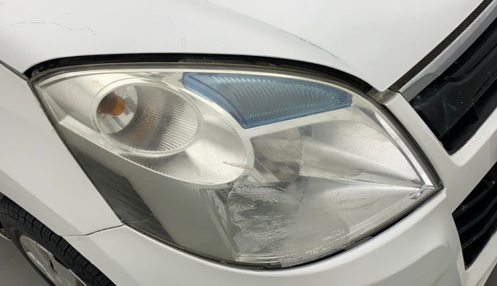 2015 Maruti Wagon R 1.0 LXI, Petrol, Manual, 67,139 km, Right headlight - Minor scratches