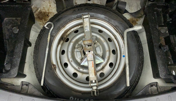 2015 Maruti Wagon R 1.0 LXI, Petrol, Manual, 67,139 km, Spare Tyre