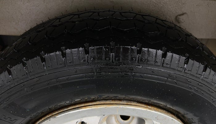 2017 Maruti OMNI E 8 STR, Petrol, Manual, 29,054 km, Right Rear Tyre Tread