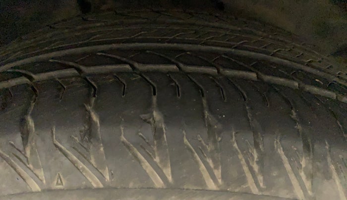 2021 Tata Safari XZ PLUS, Diesel, Manual, 16,512 km, Right Front Tyre Tread