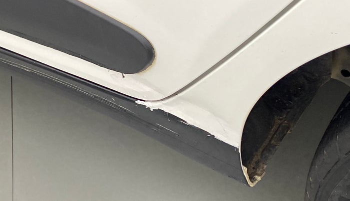 2016 Hyundai Grand i10 ASTA 1.2 (O) VTVT, Petrol, Manual, 33,893 km, Left quarter panel - Slightly dented