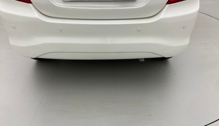 2016 Maruti Swift Dzire ZDI AMT, Diesel, Automatic, 89,121 km, Infotainment system - Parking sensor not working