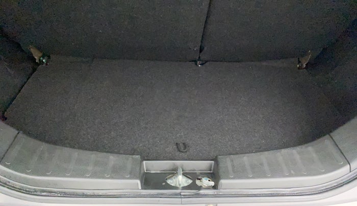 2014 Maruti Wagon R Stingray VXI, Petrol, Manual, 25,307 km, Boot Inside