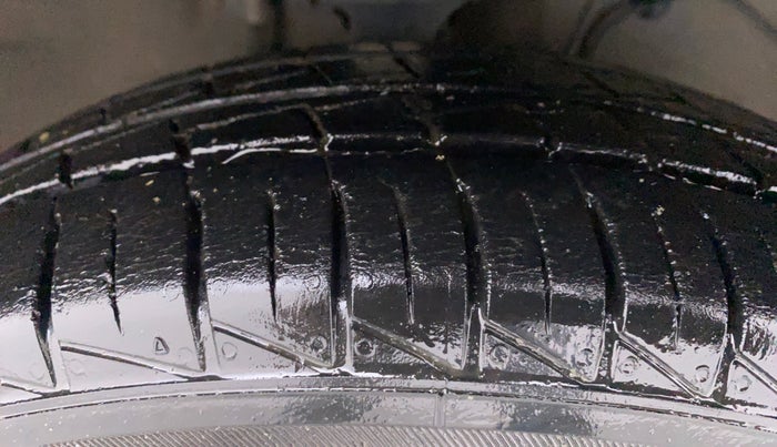 2019 Maruti Alto VXI, Petrol, Manual, 17,777 km, Right Front Tyre Tread