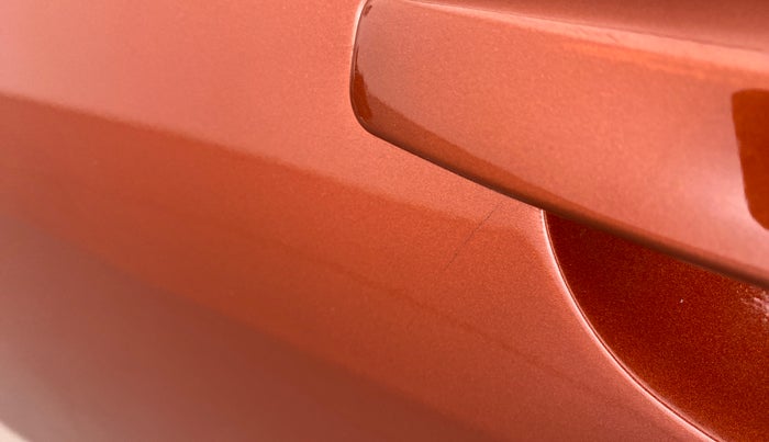 2016 Renault Duster RXZ AMT 110 PS, Diesel, Automatic, 92,840 km, Rear left door - Minor scratches