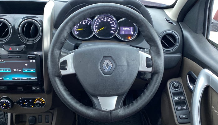 2016 Renault Duster RXZ AMT 110 PS, Diesel, Automatic, 92,840 km, Steering Wheel Close Up