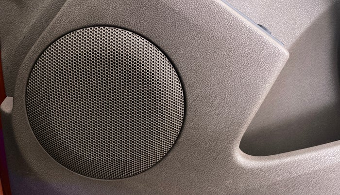2016 Renault Duster RXZ AMT 110 PS, Diesel, Automatic, 92,840 km, Speaker