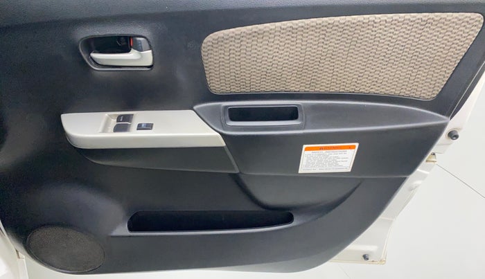 2016 Maruti Wagon R 1.0 LXI CNG, CNG, Manual, 61,492 km, Driver Side Door Panels Control