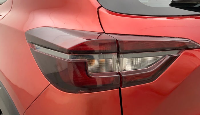 2022 Nissan MAGNITE XV DUAL TONE, Petrol, Manual, 20,512 km, Left tail light - Minor scratches