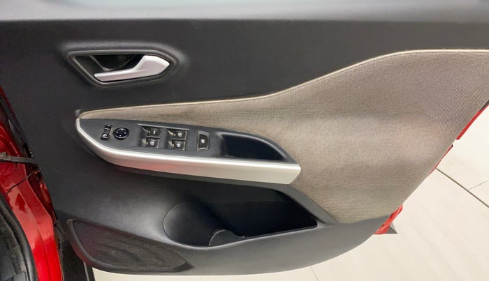 2022 Nissan MAGNITE XV DUAL TONE, Petrol, Manual, 20,512 km, Driver Side Door Panels Control
