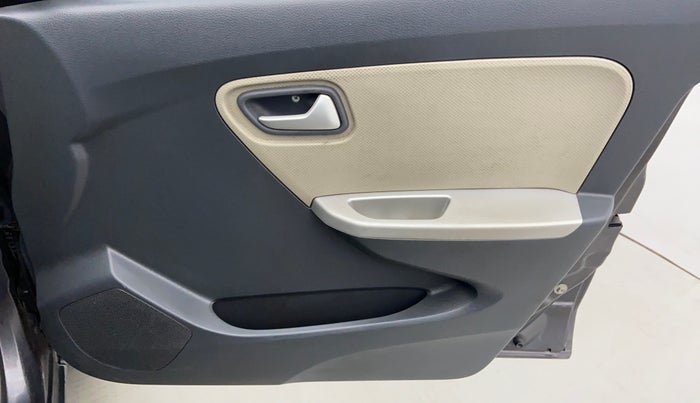 2015 Maruti Alto K10 VXI P, Petrol, Manual, 62,711 km, Driver Side Door Panels Controls