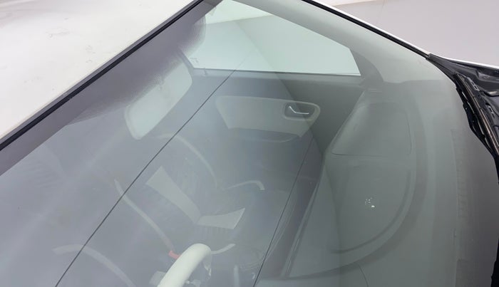 2019 Maruti Alto VXI, CNG, Manual, 74,562 km, Front windshield - Minor spot on windshield