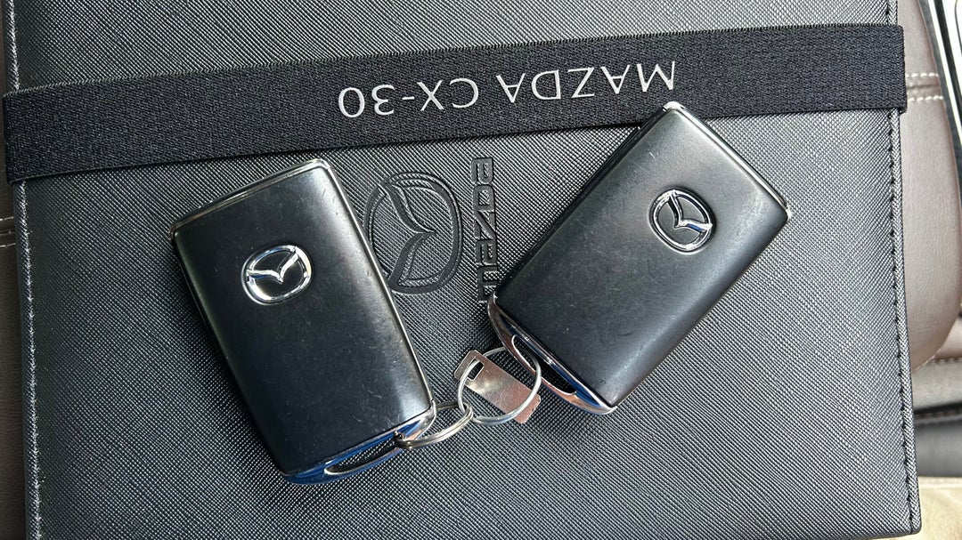 2023 Mazda CX-30 G20 Touring (fwd), Automatic, 19429 km, Key Close-up